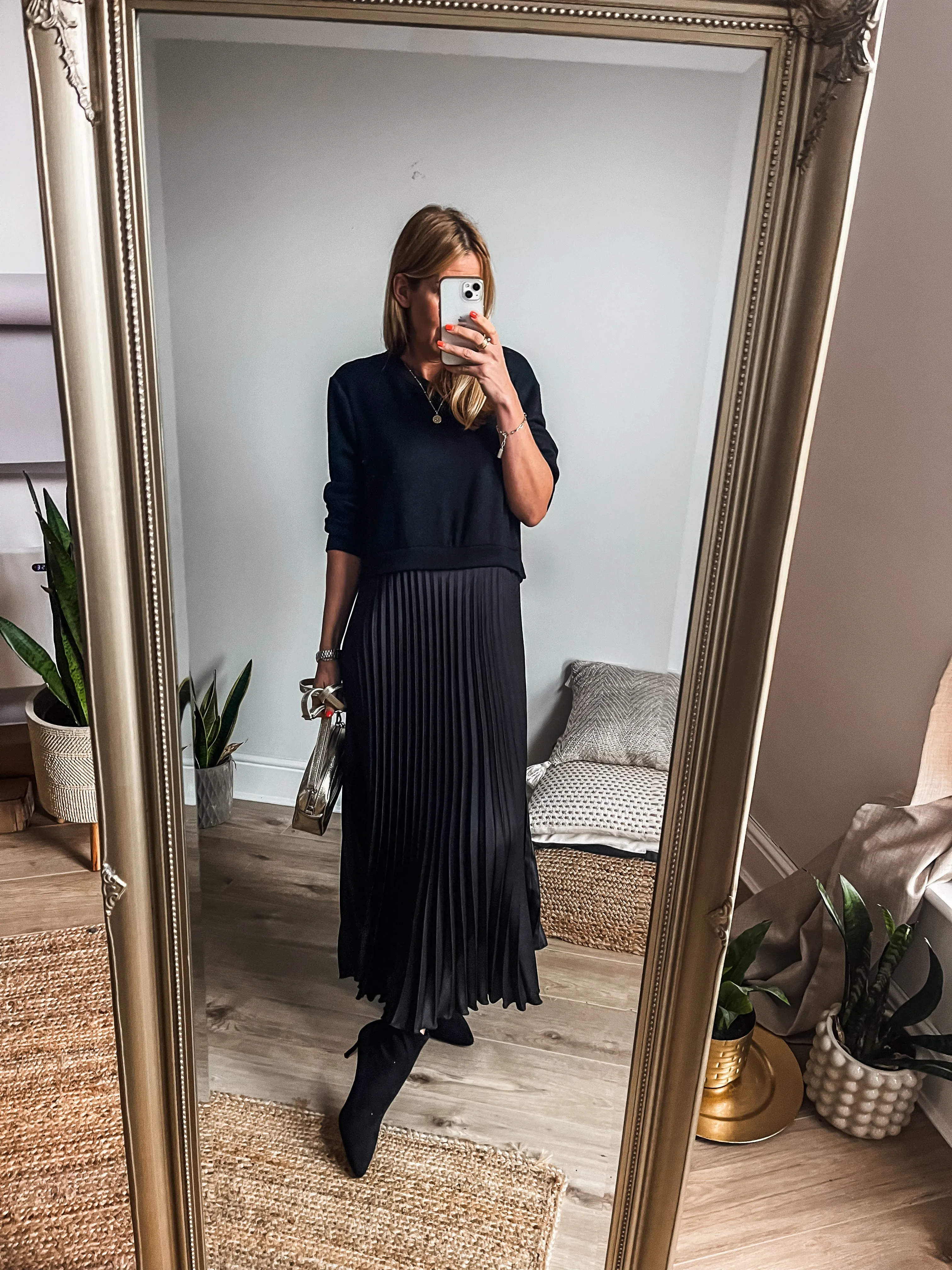 2-in-1 Jumper Pleated Midi Dress