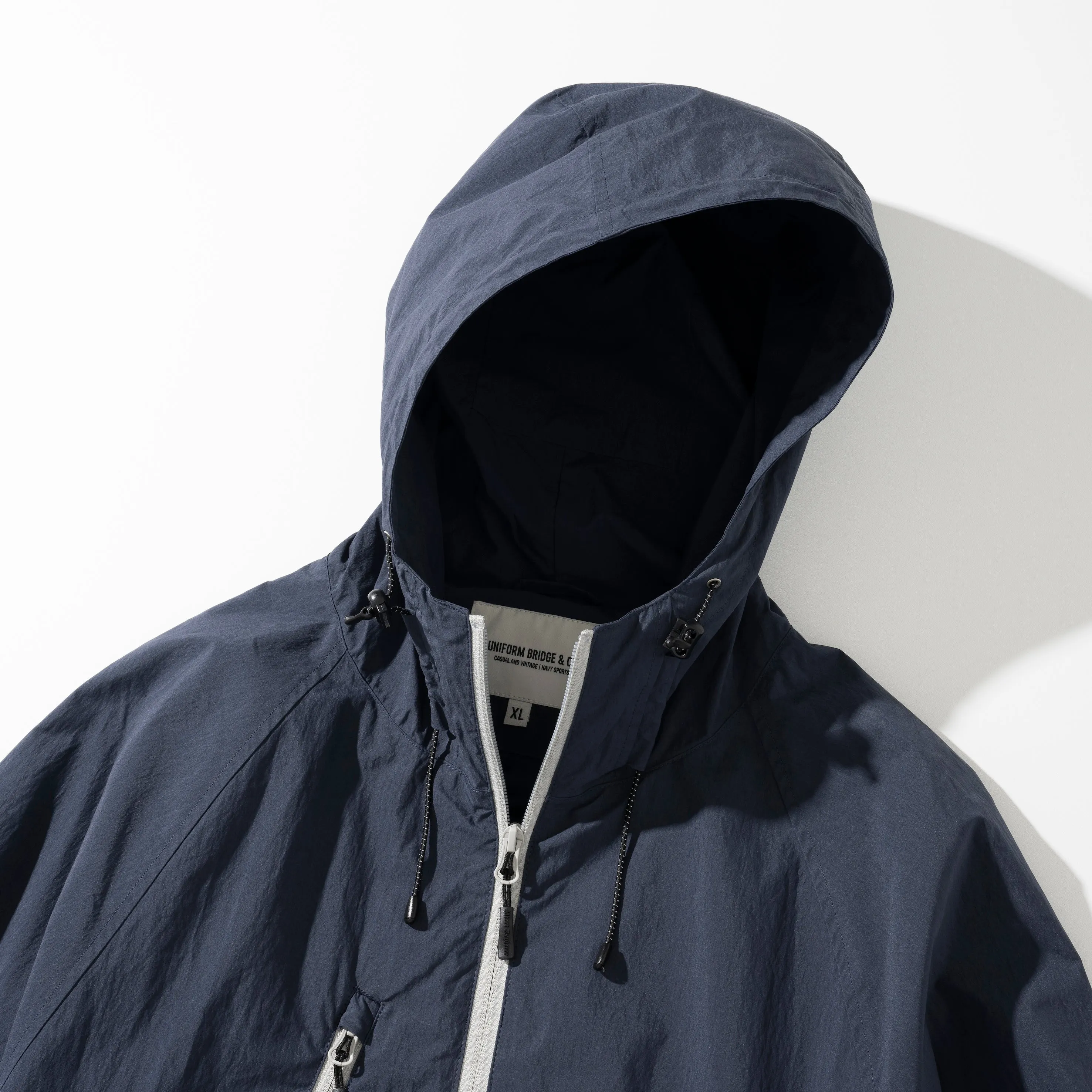 3 POCKET HOODED WIND JACKET - NAVY