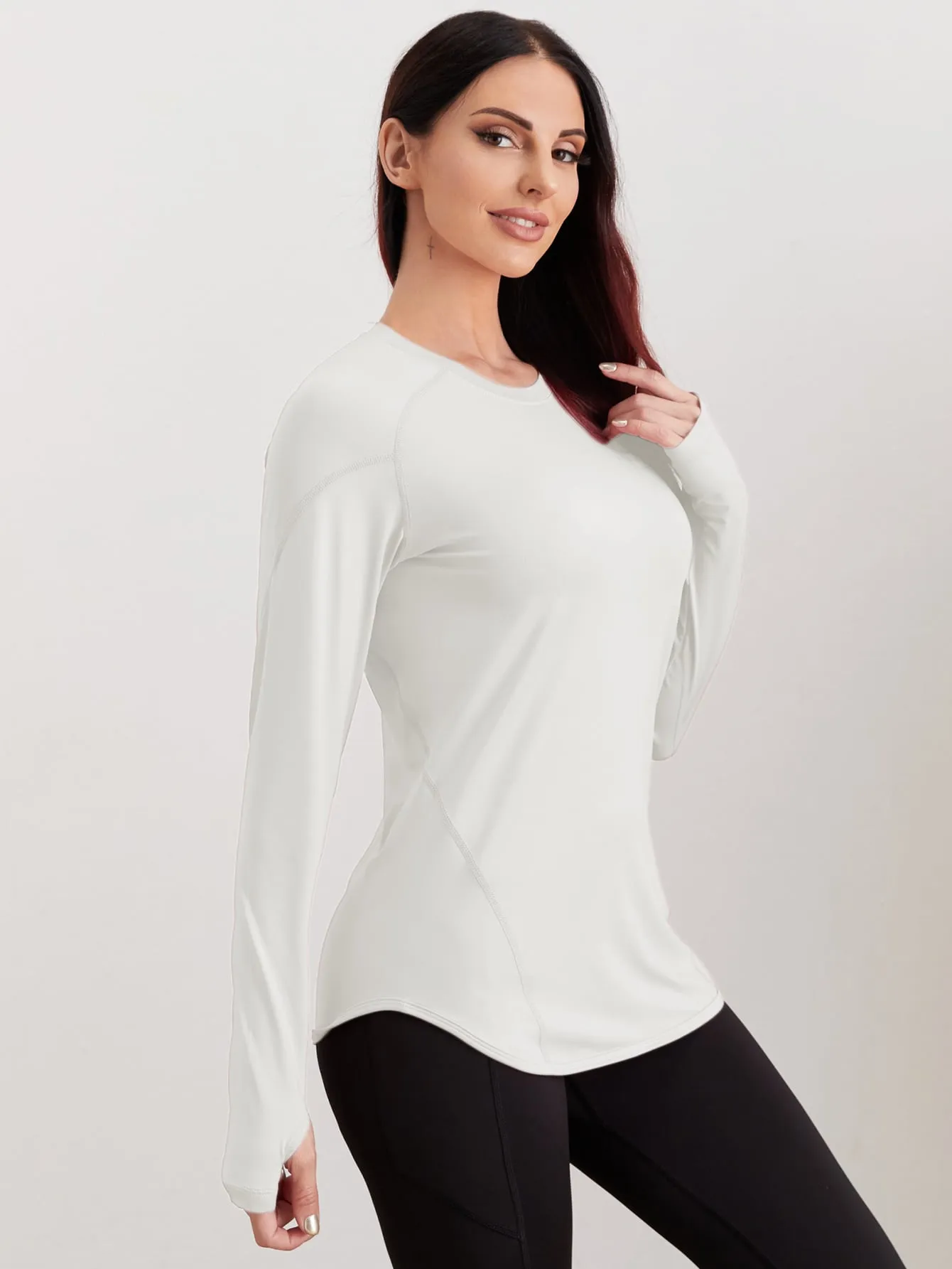 Breathable Active Tee With Thumb Holes ss22 - FD