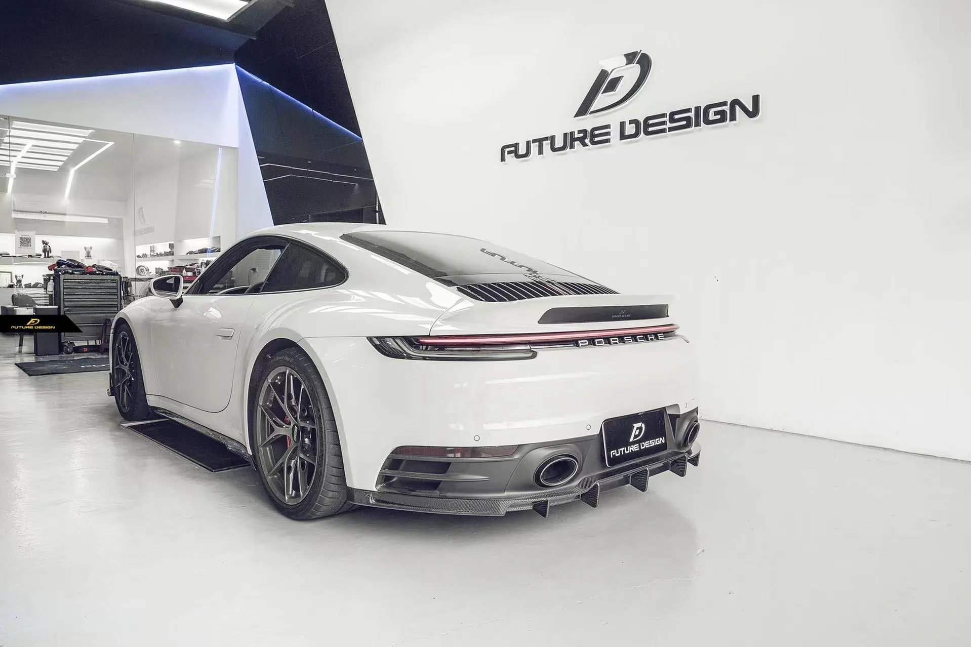 Future Design Carbon Fiber Full Body Kit for Porsche 911 992 Carrera & 4 & S & 4S