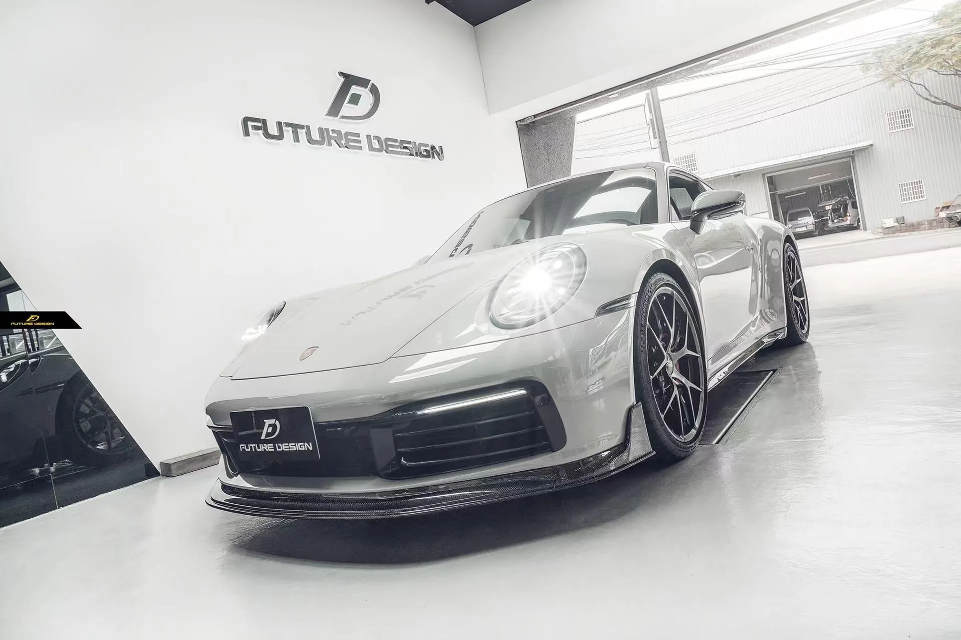 Future Design Carbon Fiber Full Body Kit for Porsche 911 992 Carrera & 4 & S & 4S