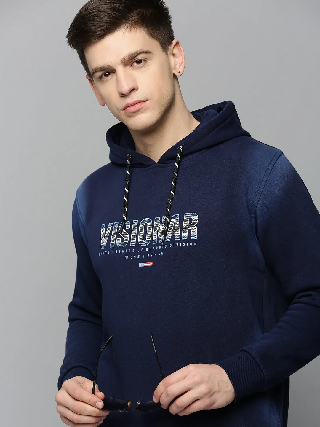 Men Navy Solid Hoodies