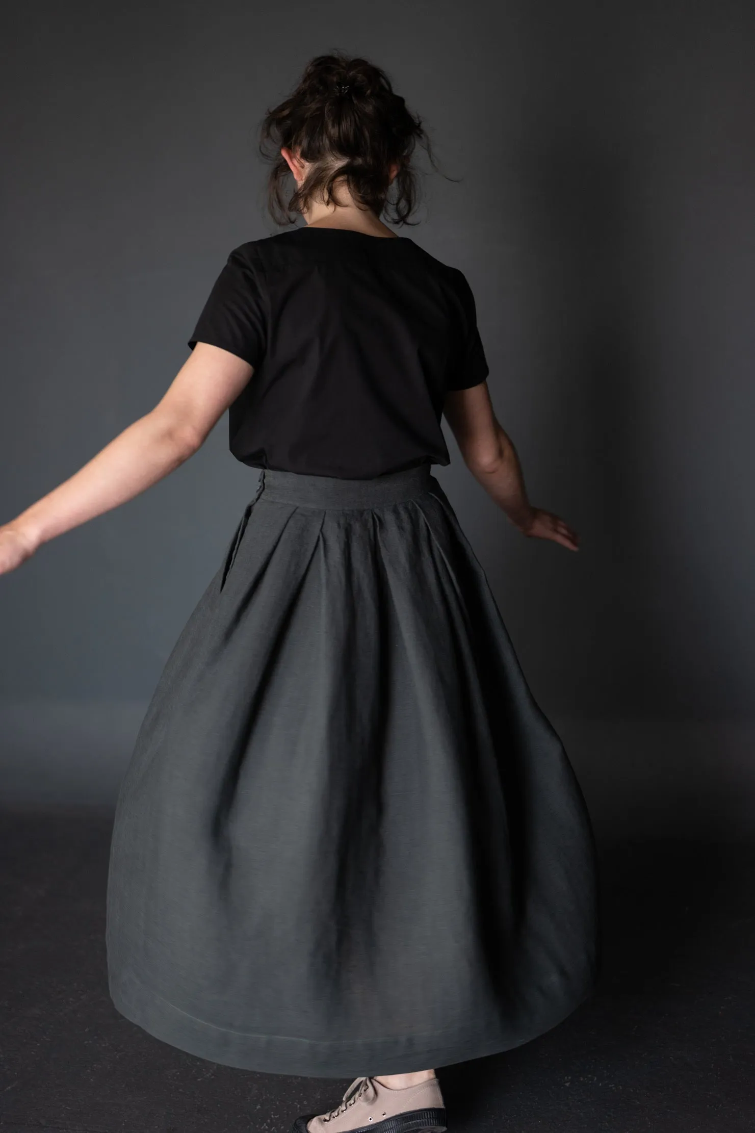 MERCHANT AND MILLS • The Shepherd Skirt Sewing Pattern