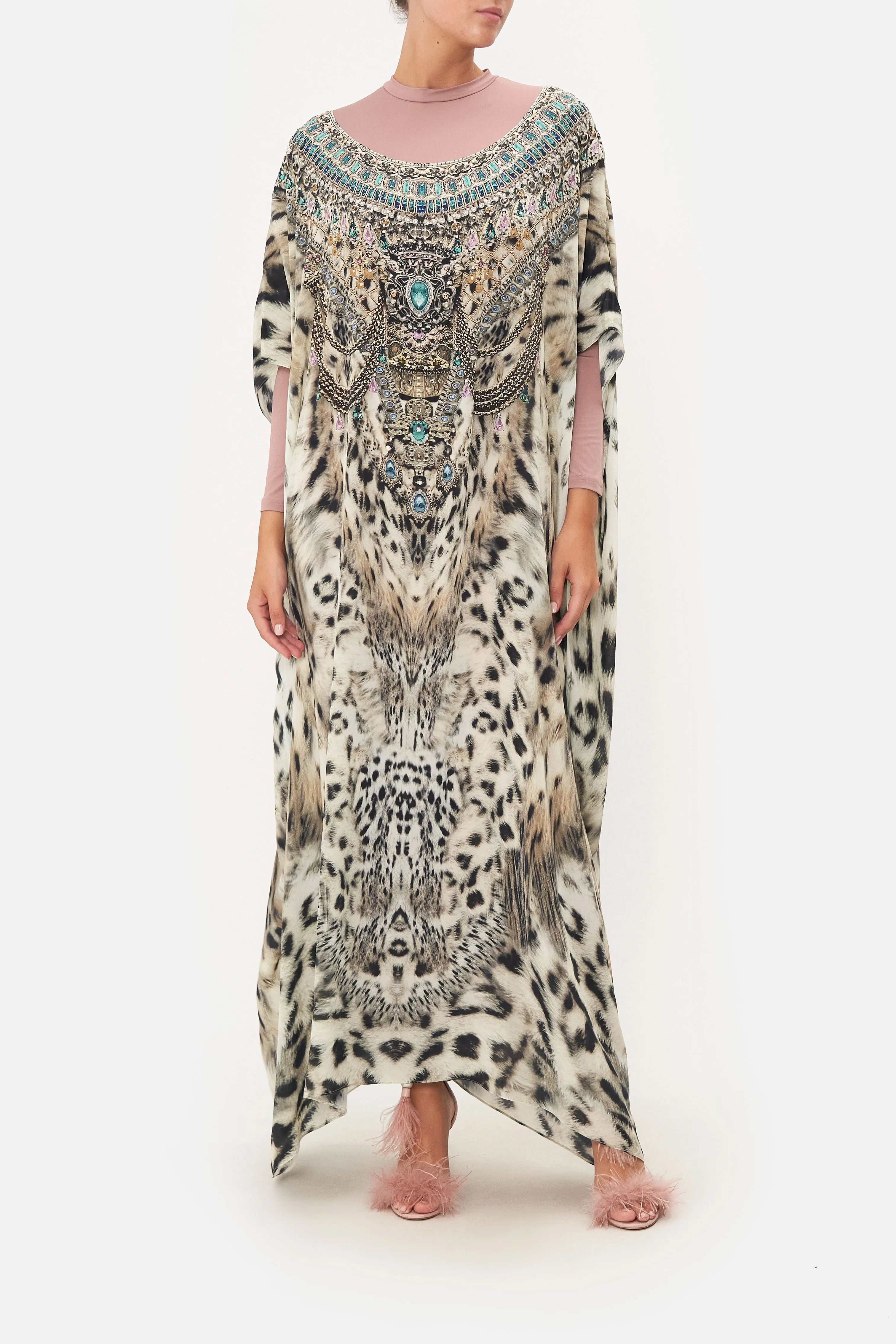 ROUND NECK KAFTAN SNOW WHISPERS