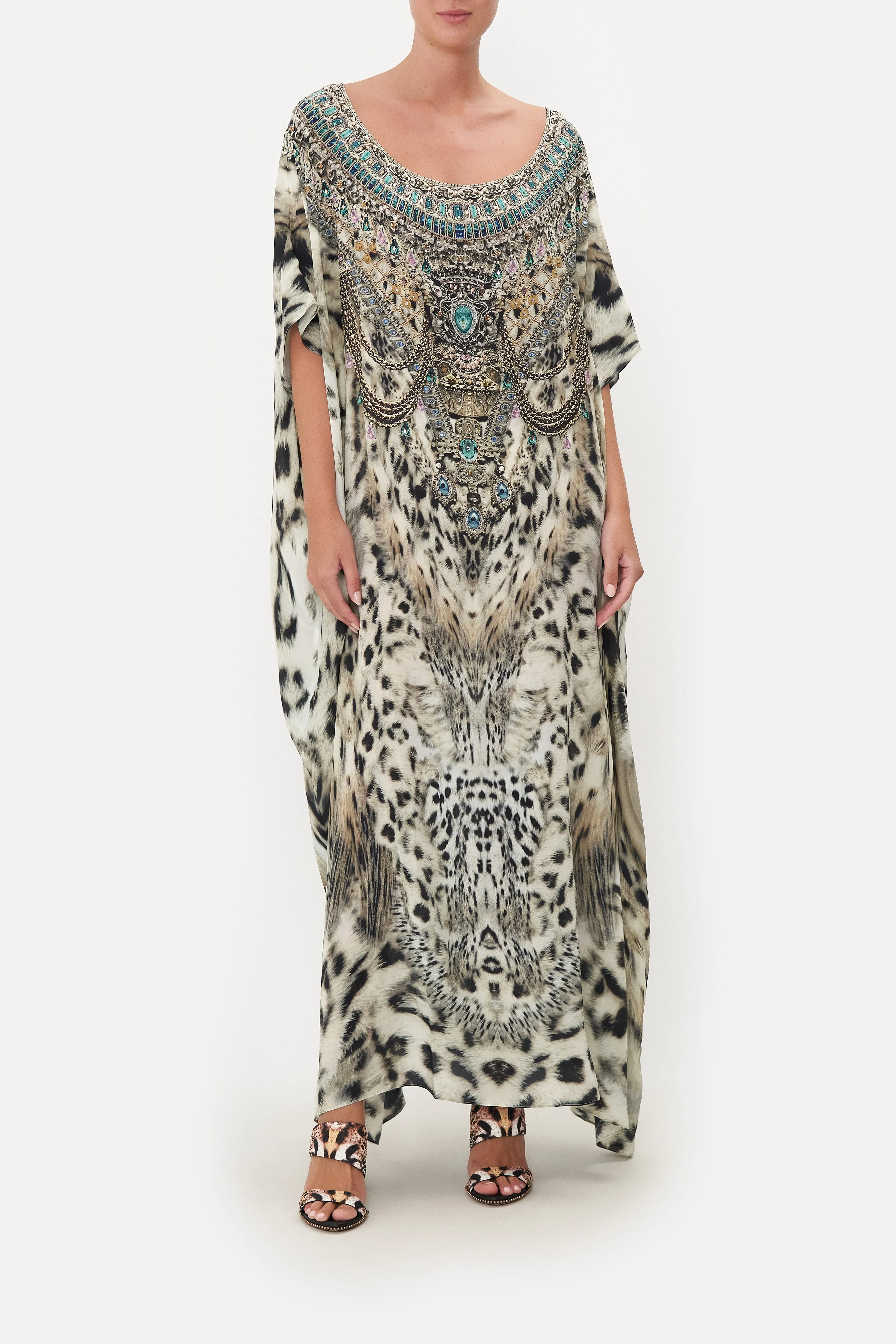 ROUND NECK KAFTAN SNOW WHISPERS