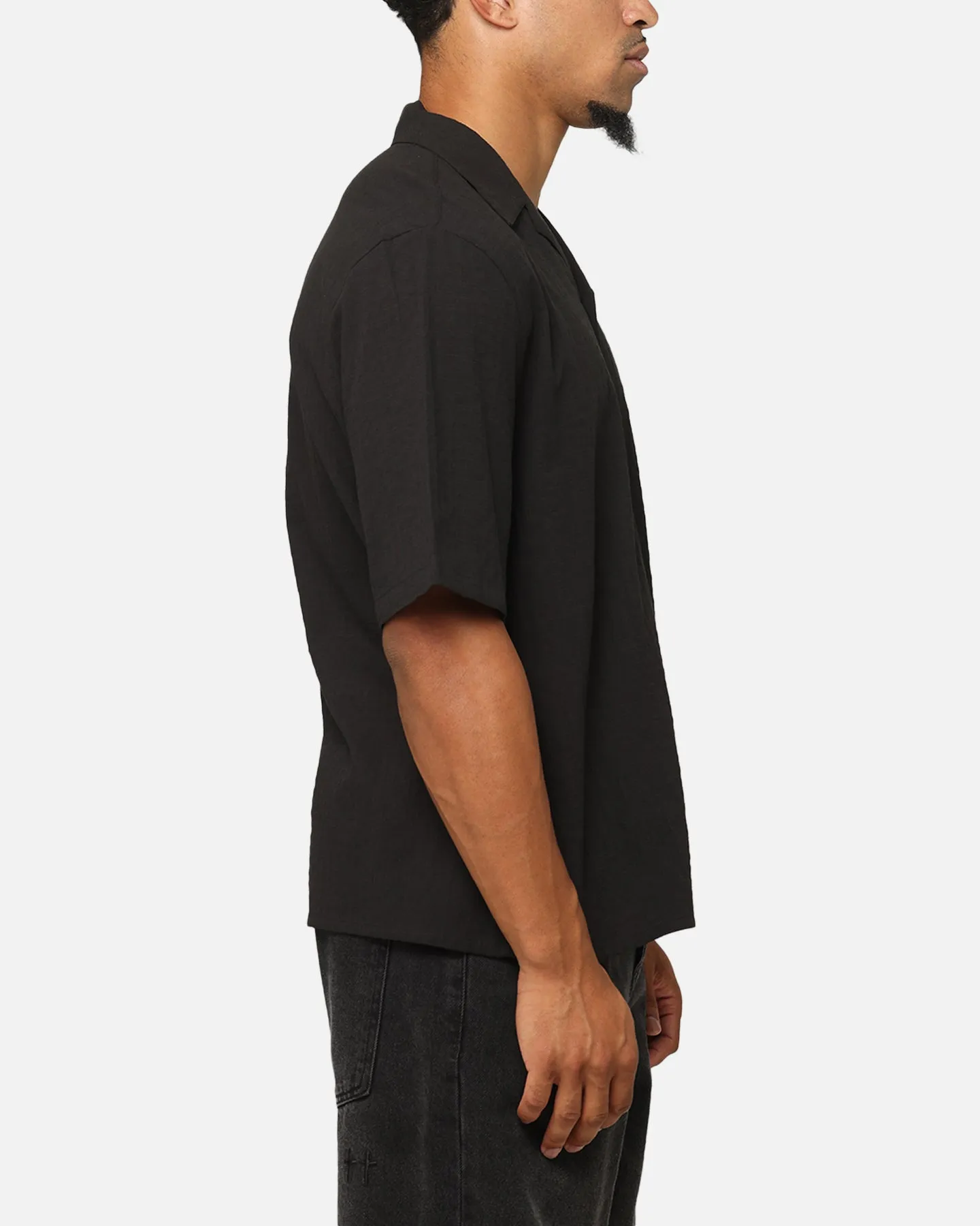 Saint Morta Textured Short Sleeve Shirt Black