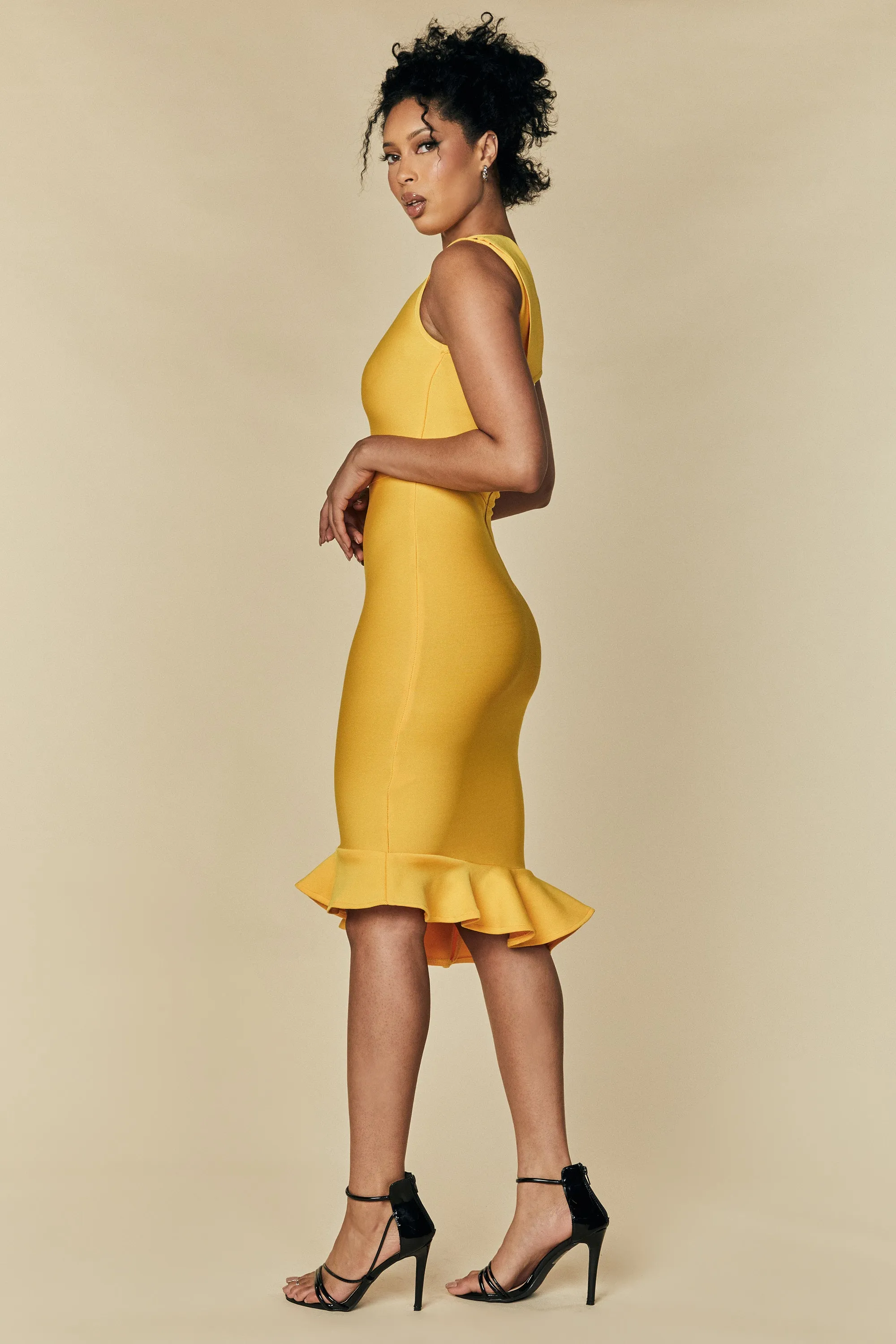 Vianey Yellow Flute Bandage Dress